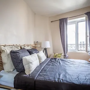 Appartement Petit Havre De Paix De 27m2 à Montmartre, Paris